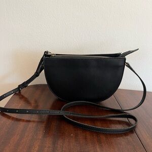 Madewell Half Moon Leather Bag - Black